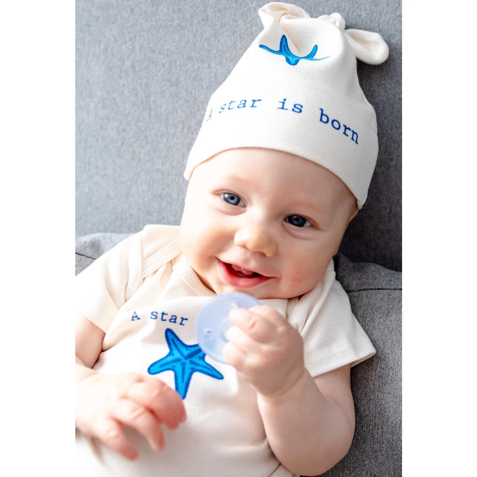 A Star Is Born Short Sleeve Baby Gift Set