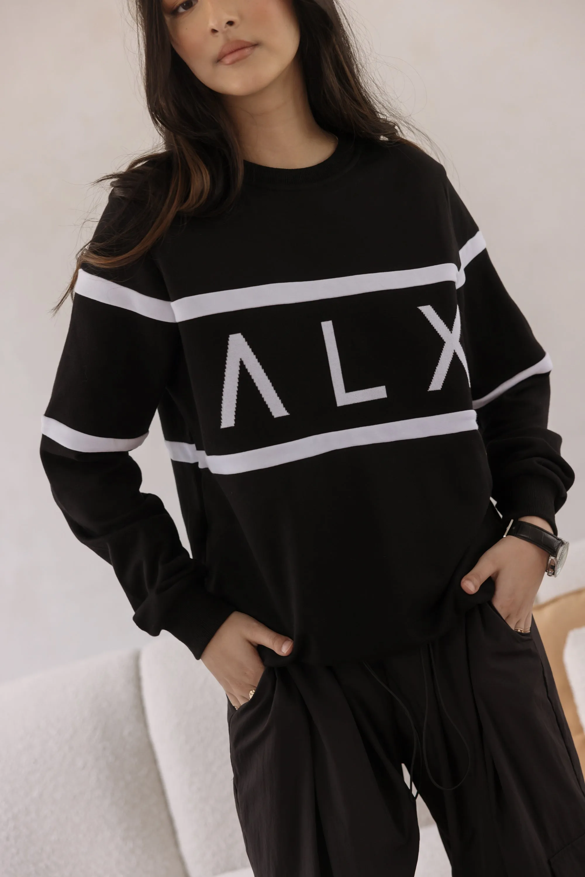 AVASTA Jumper Black