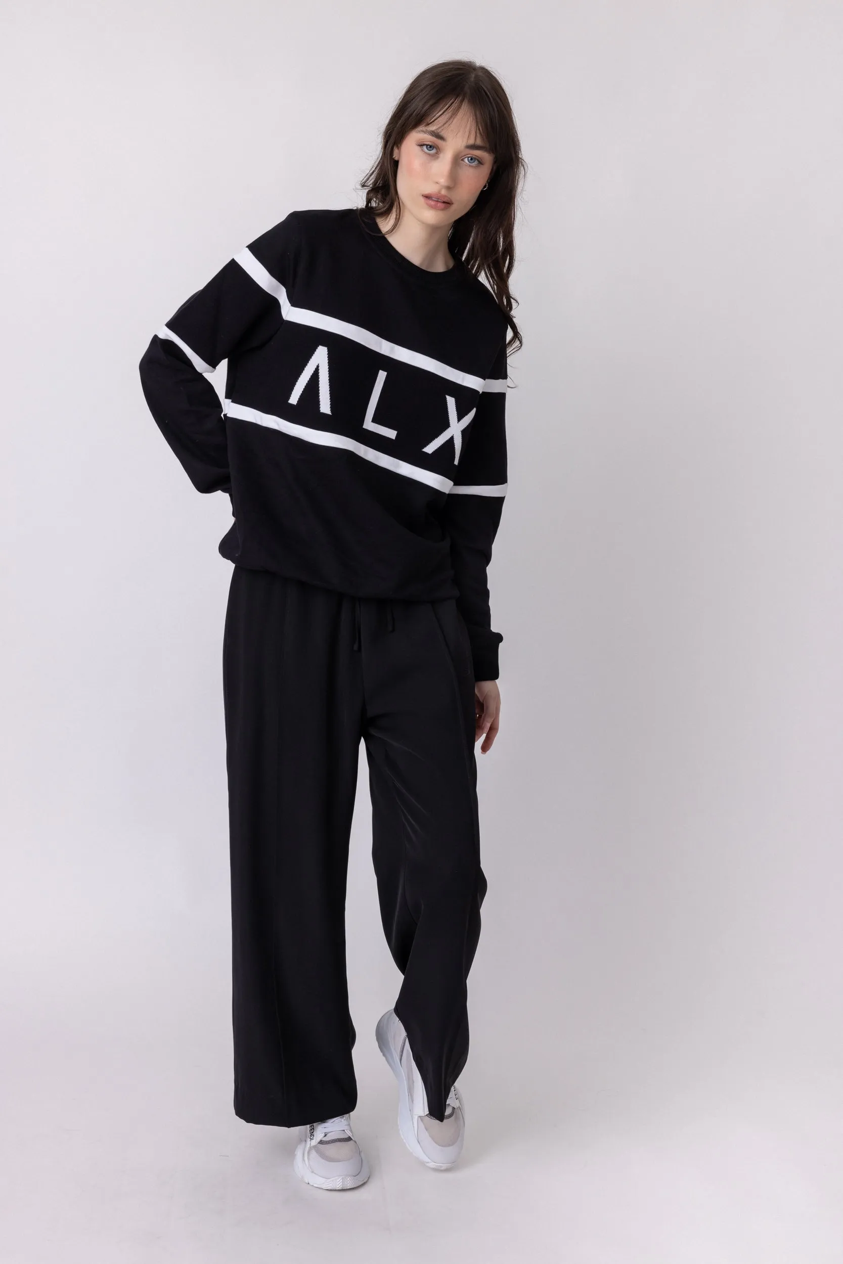 AVASTA Jumper Black