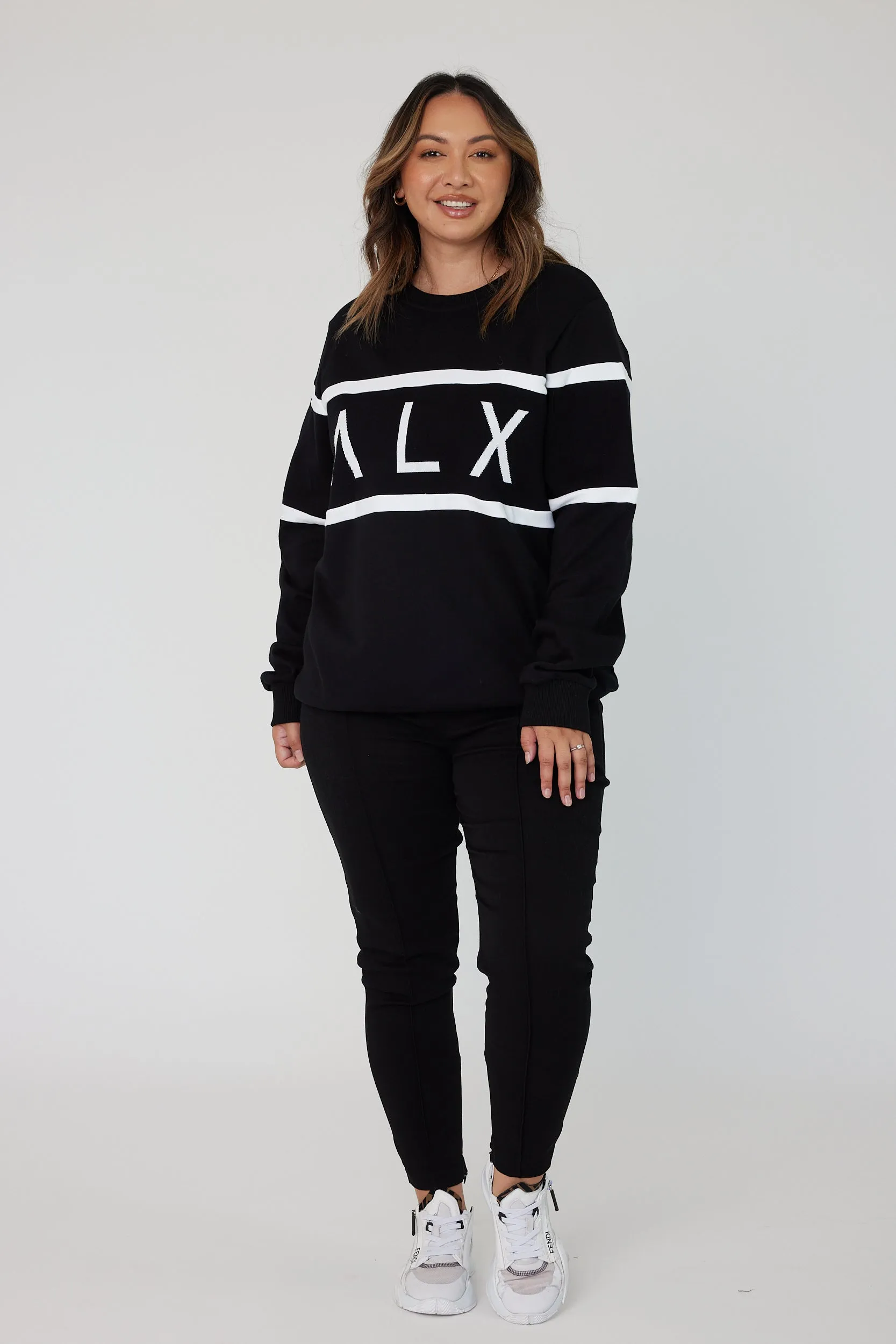 AVASTA Jumper Black