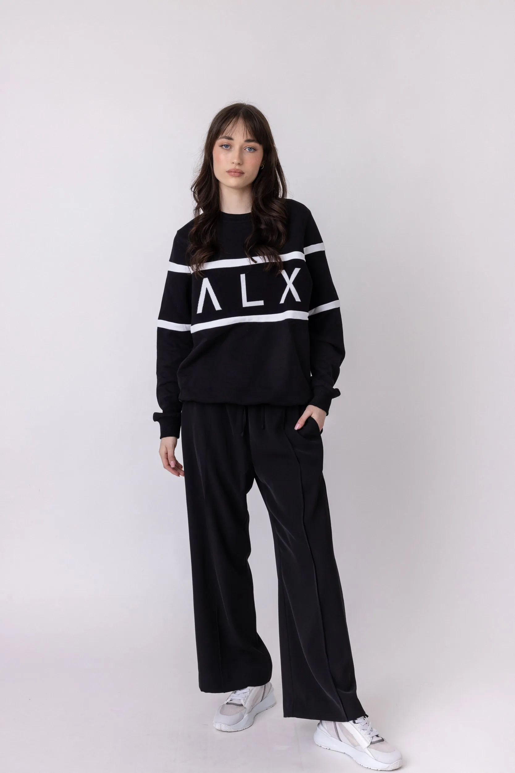 AVASTA Jumper Black