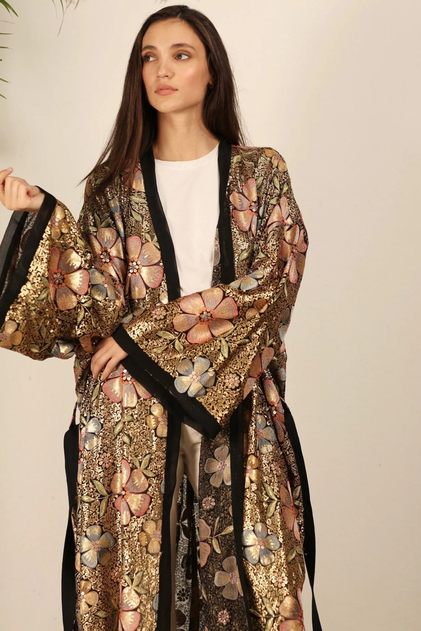 BLACK SEQUIN EMBROIDERED FLOWER KIMONO