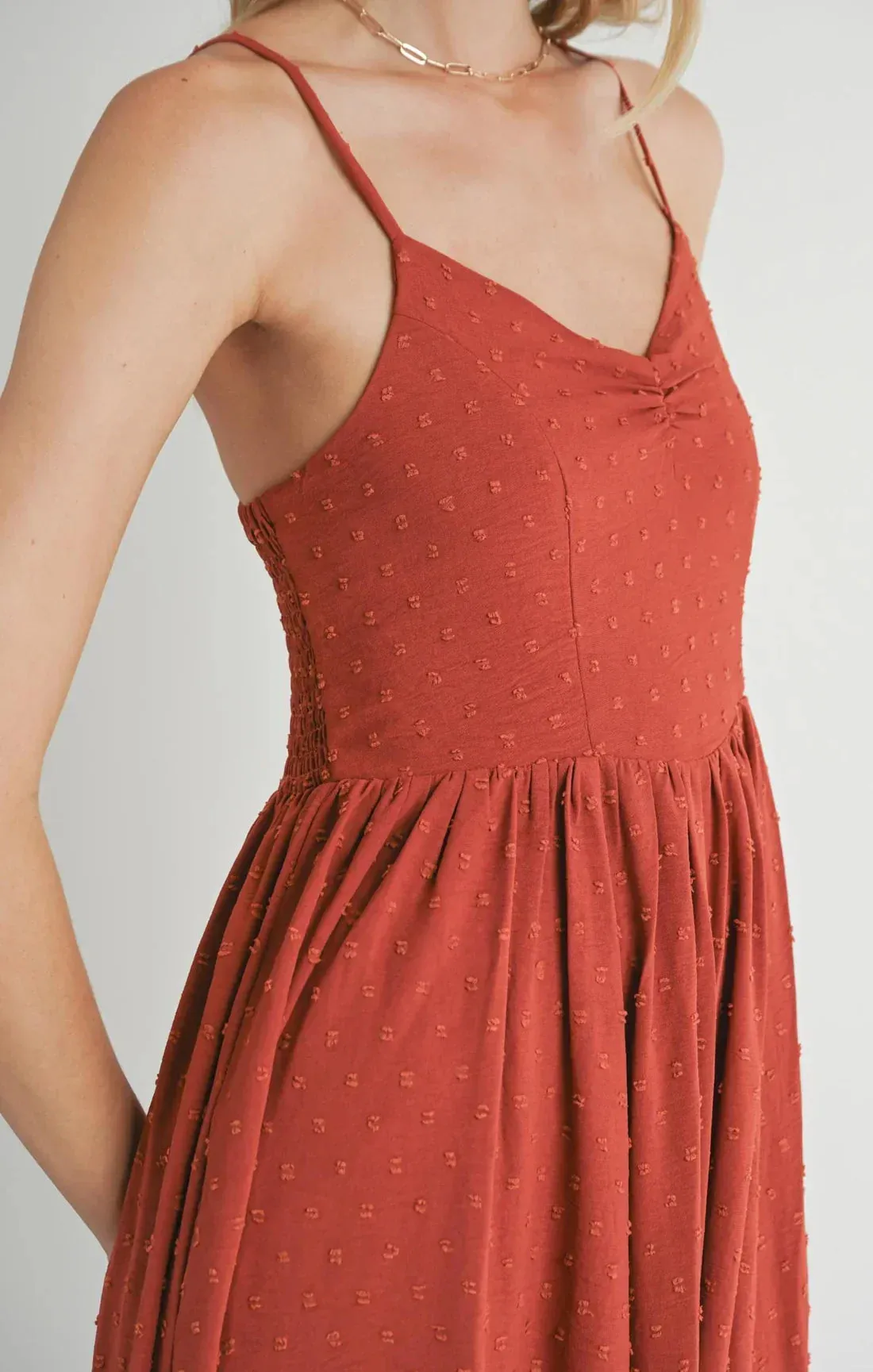 COLLECTIBLE SWEETHEART NECKLINE DRESS