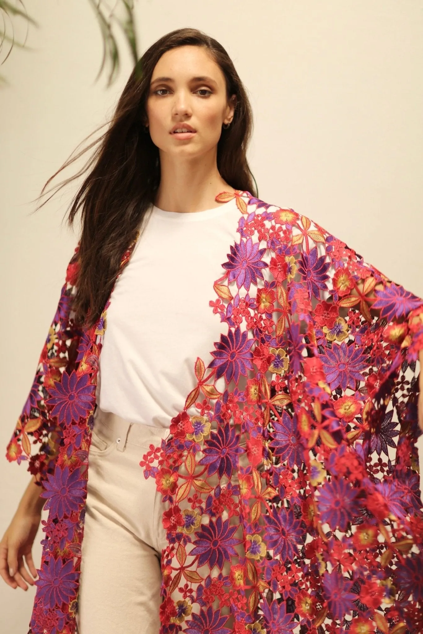 DIONYSUS FLOWER LACE KIMONO