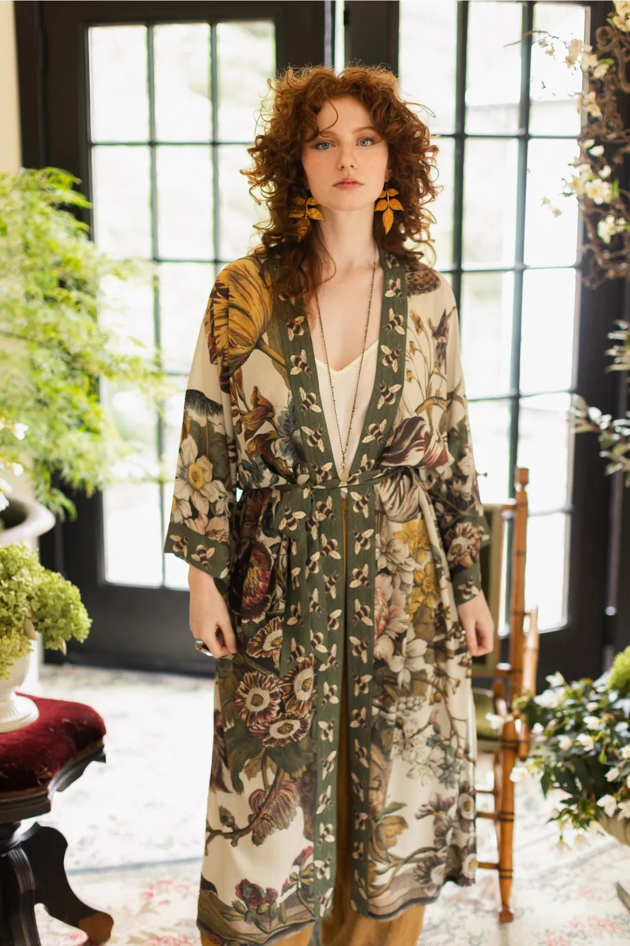 Market Of Stars Love Grows Wild Floral Bamboo Kimono Duster Robe with Bees