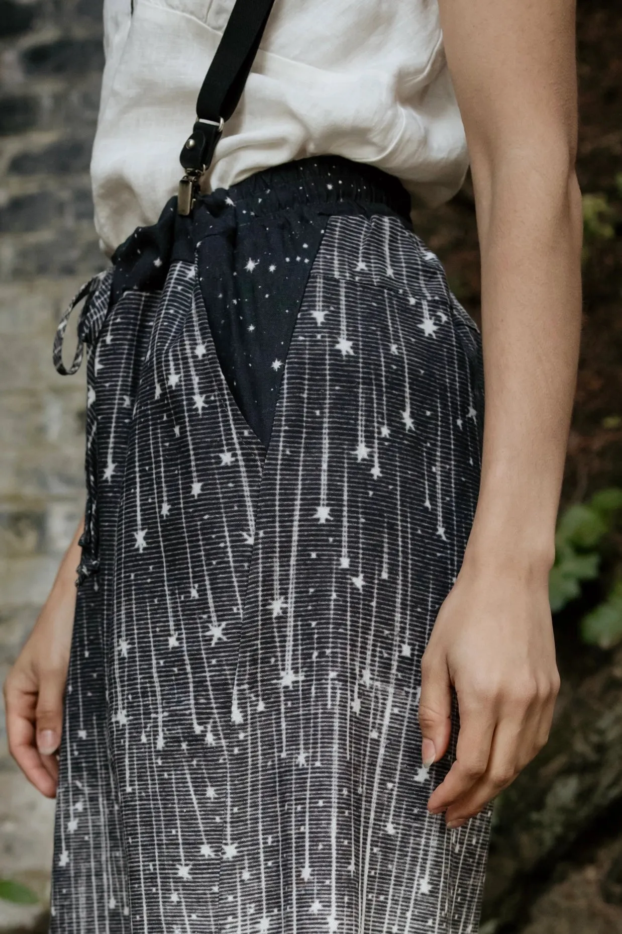 Market Of Stars Stargazer Boho Linen Falling Star Print Cropped Artist Pants