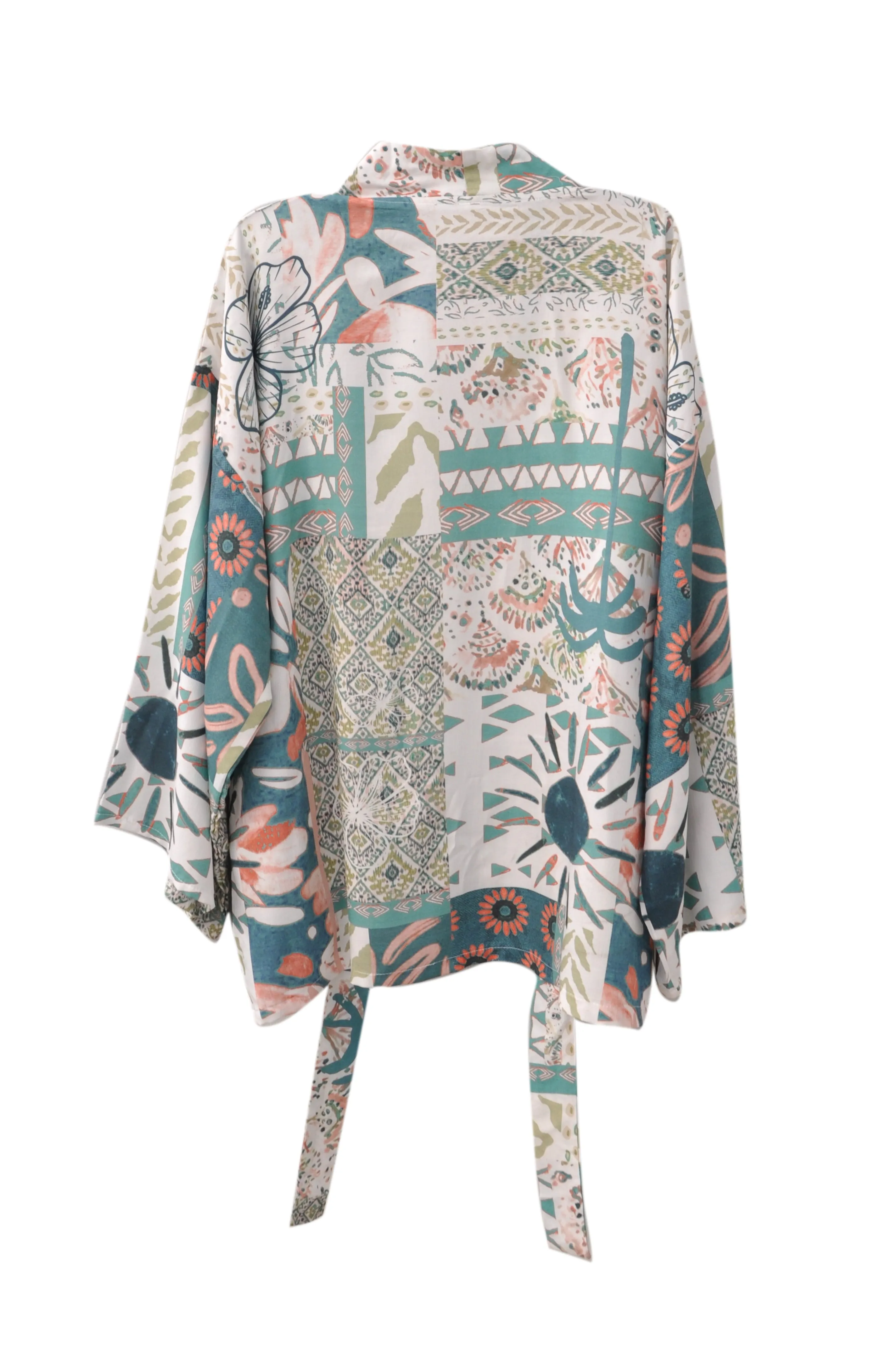 Midsummer Kimono in Delicate Dreams Print