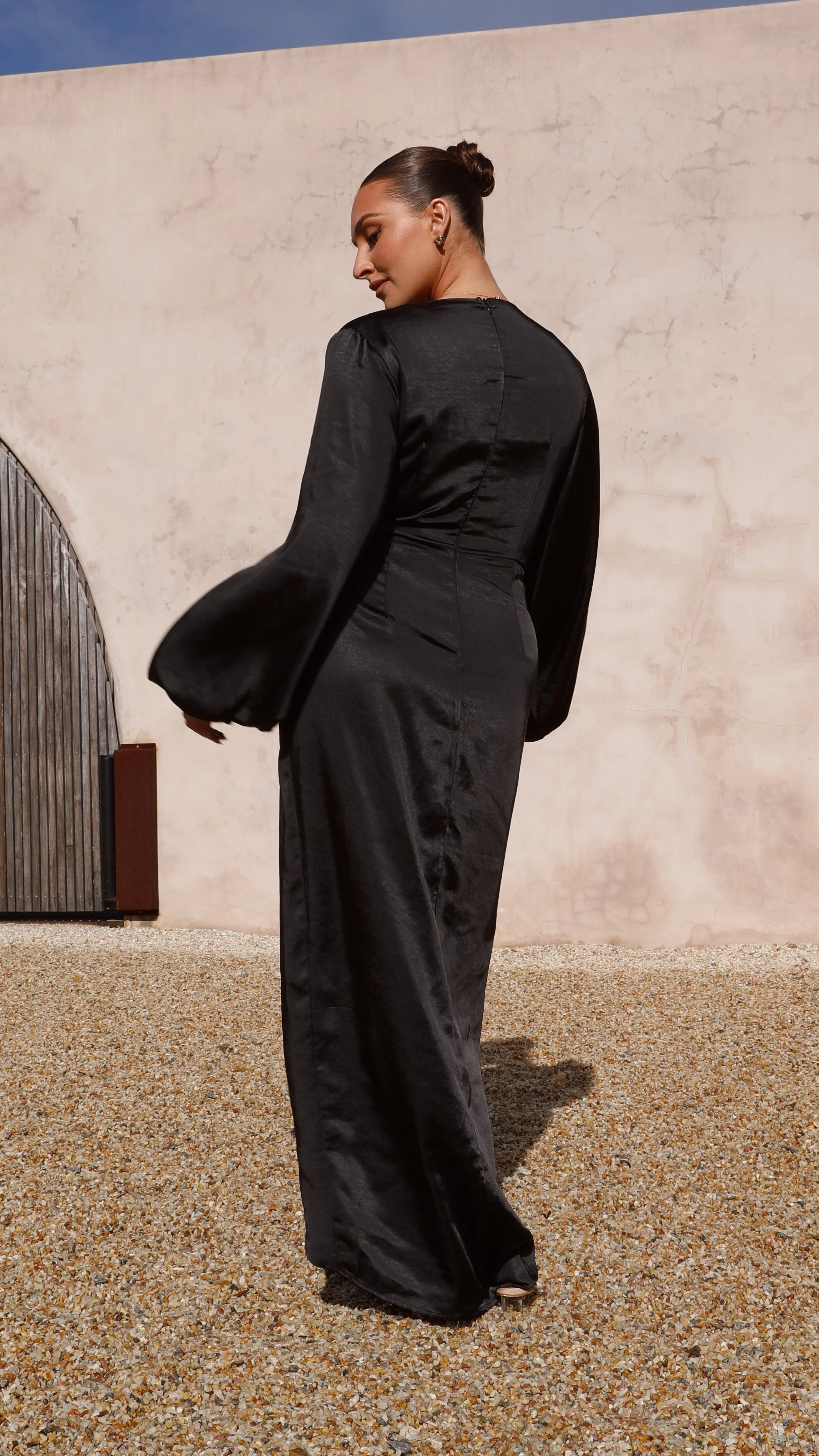 Naomi Long Sleeve Maxi Dress - Black