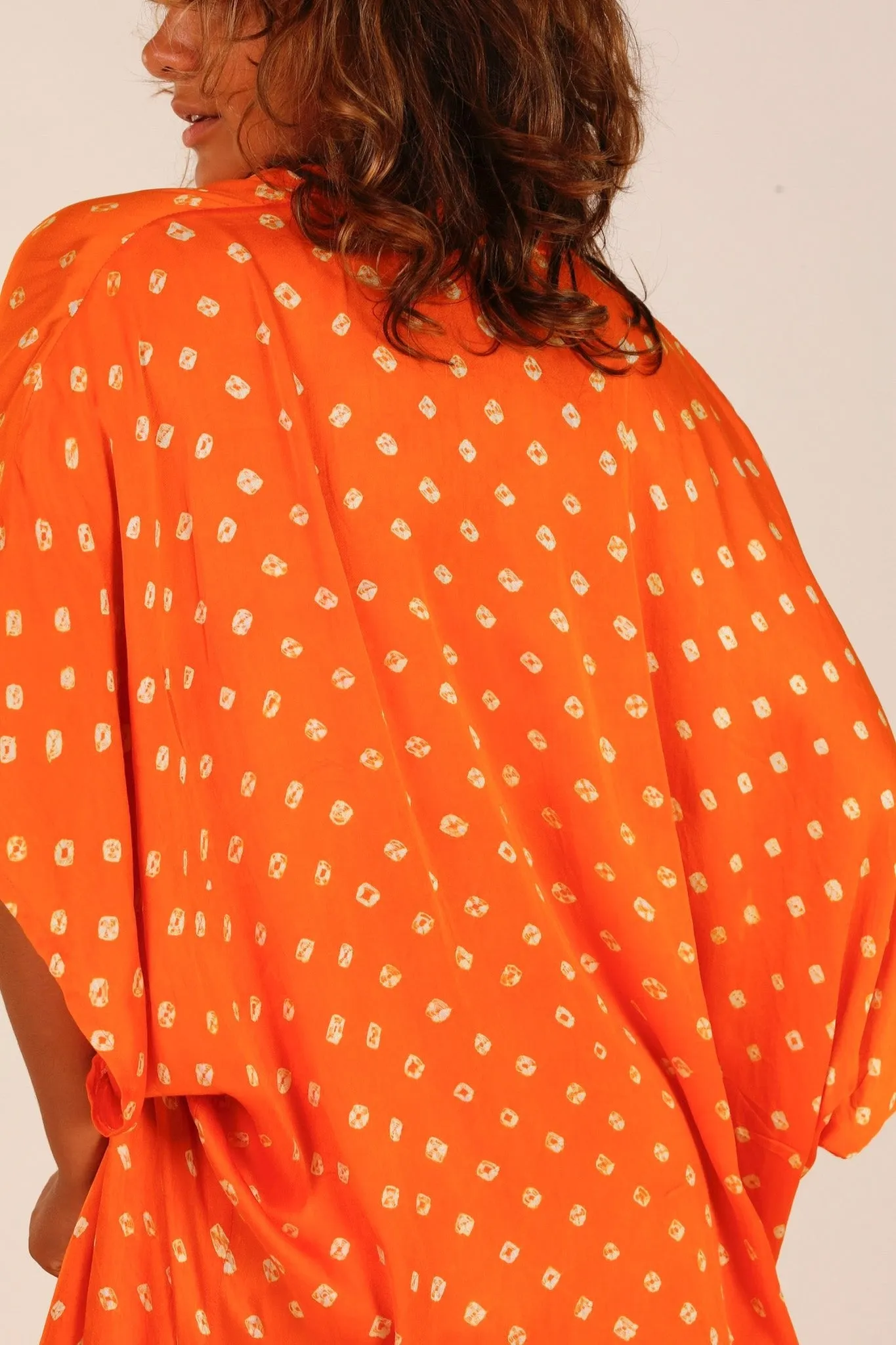 ORANGE POLKA DOT SILK KIMONO