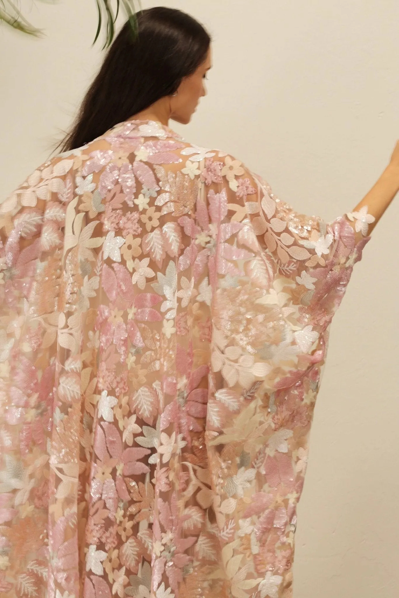 PINK SEQUIN FLOWER KIMONO