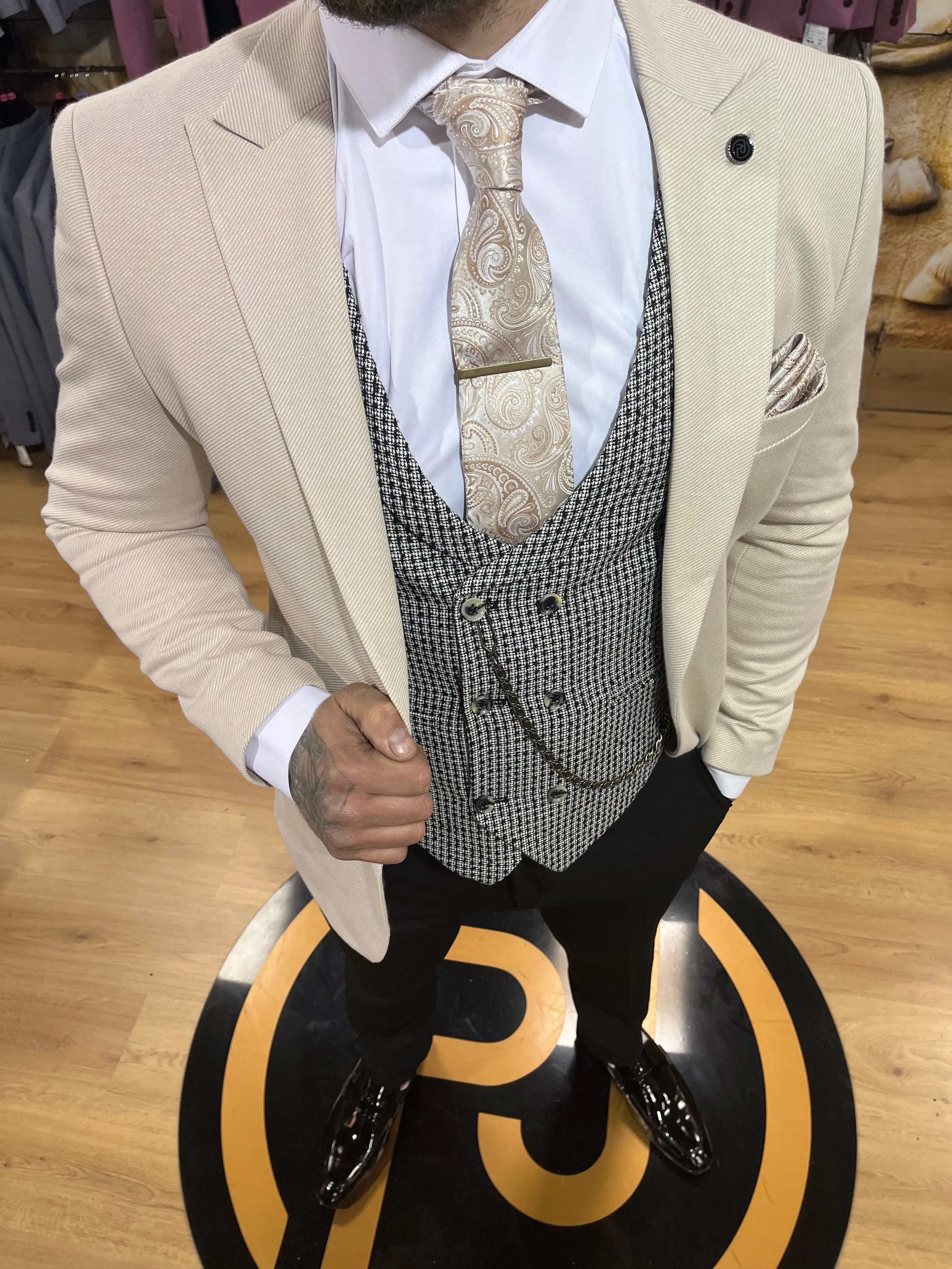 Ronda - Light Beige 3 Piece Suit