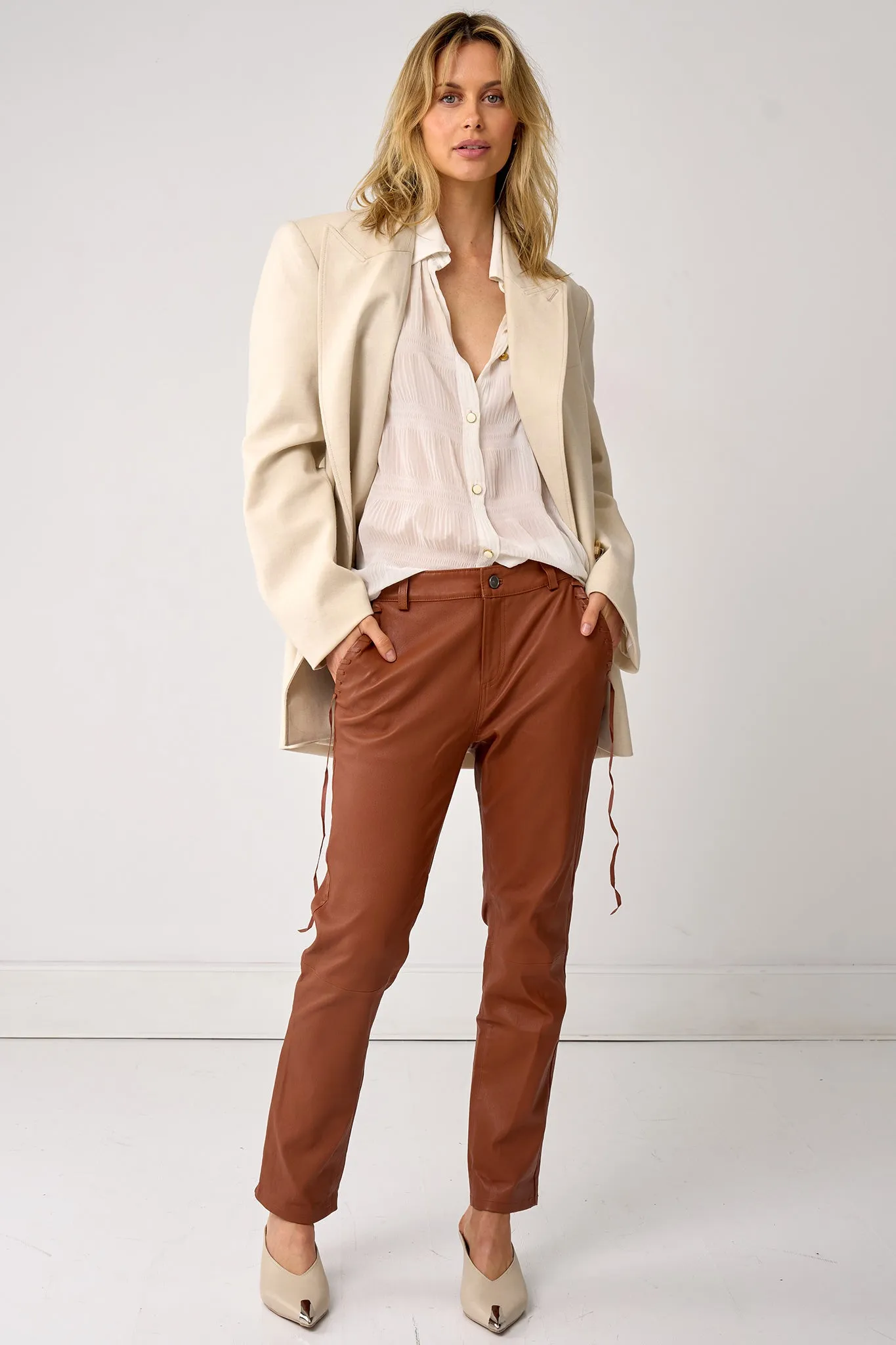 The Bondi Slouch Pant Golden Brown Stretch Leather