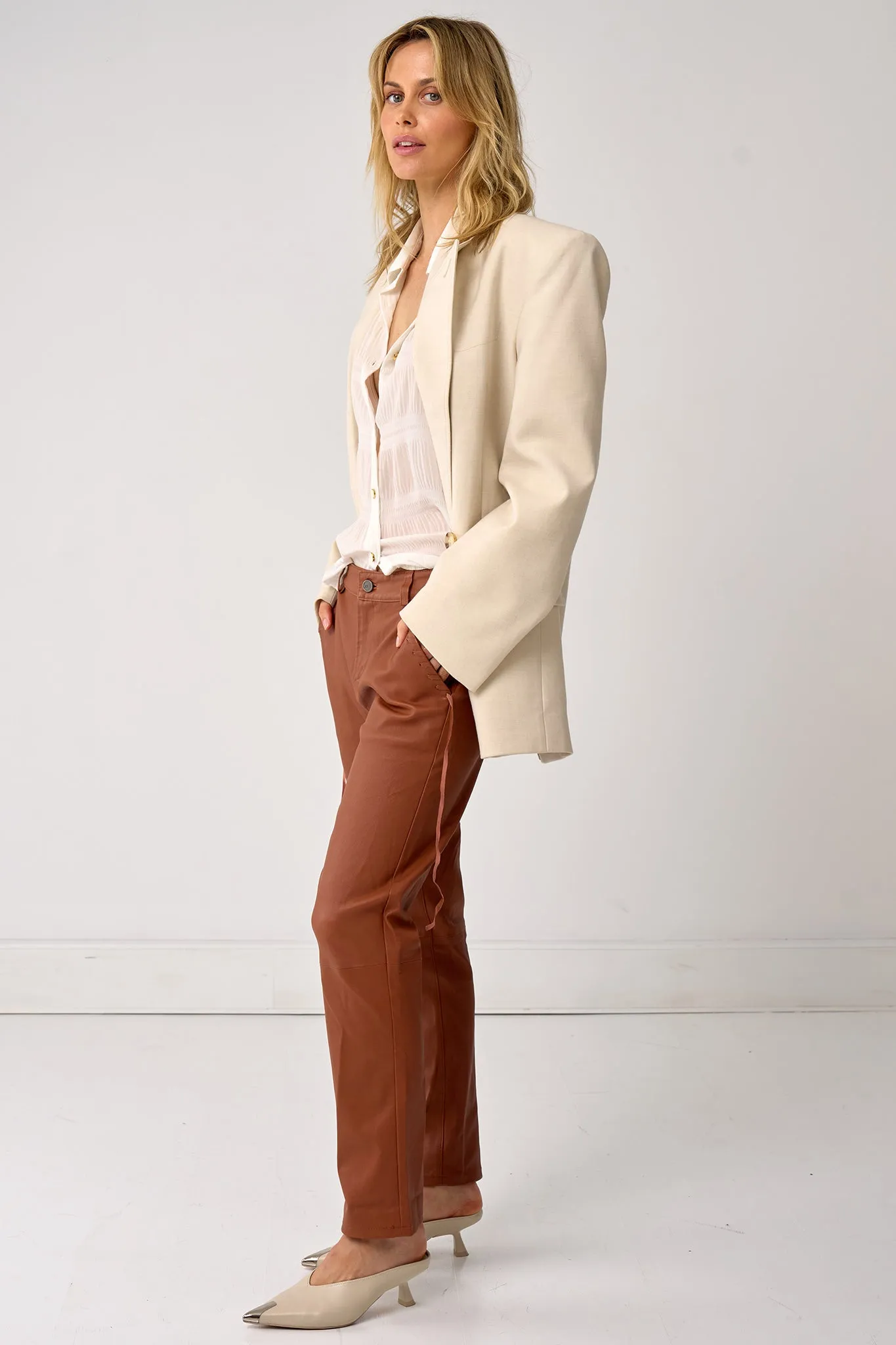 The Bondi Slouch Pant Golden Brown Stretch Leather