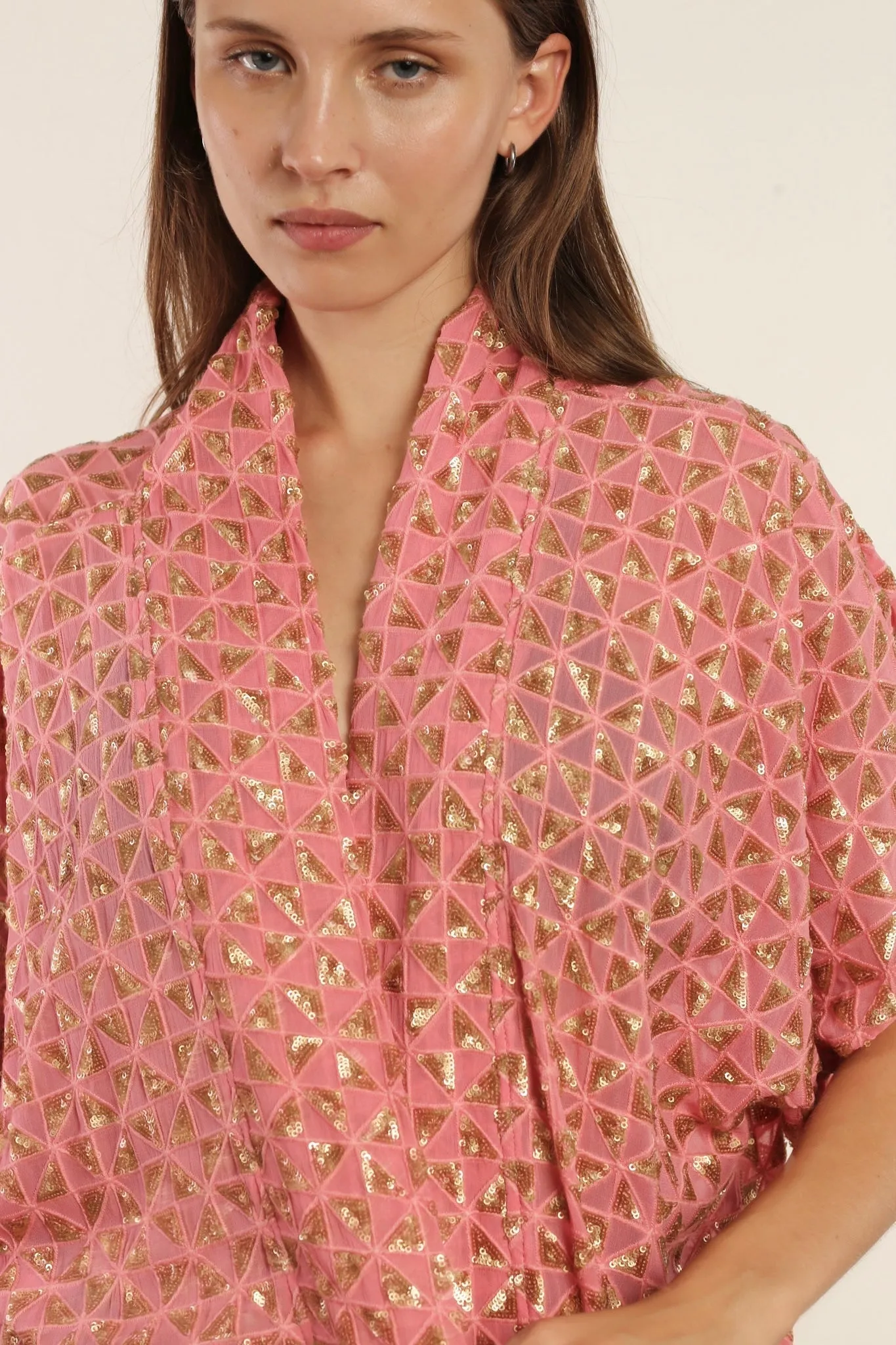 TRIANGLE GOLDEN PINK SILK KIMONO