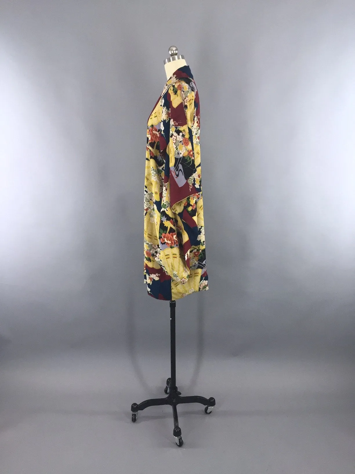 Vintage 1920s Silk Haori Kimono Cardigan / Maroon Chartreuse Fan Print