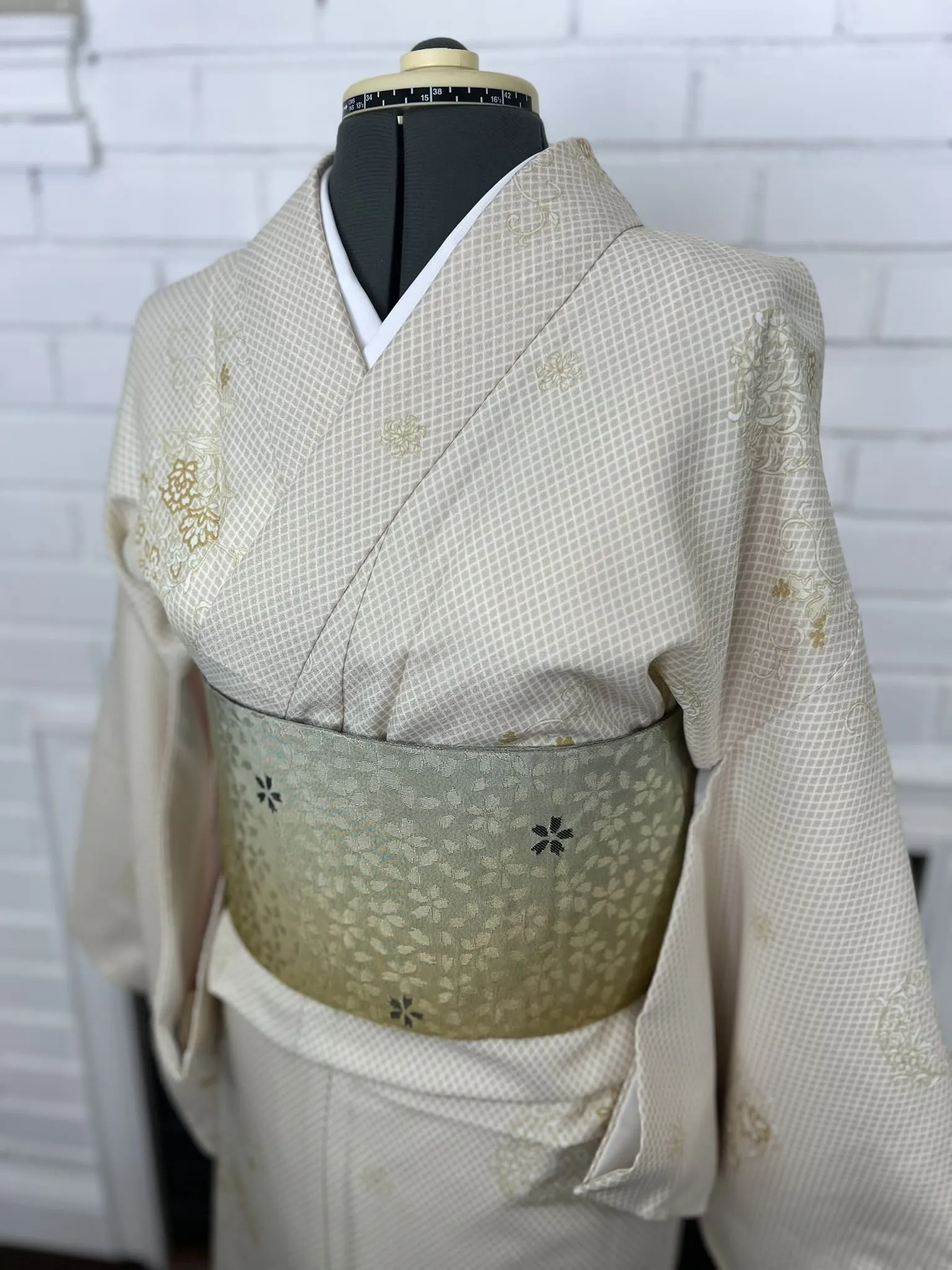 WASHABLE KIMONO and OBI 2 pc set, Lotus flower, Size: M / Japanese Traditional Women's Kimono and Han-haba Obi