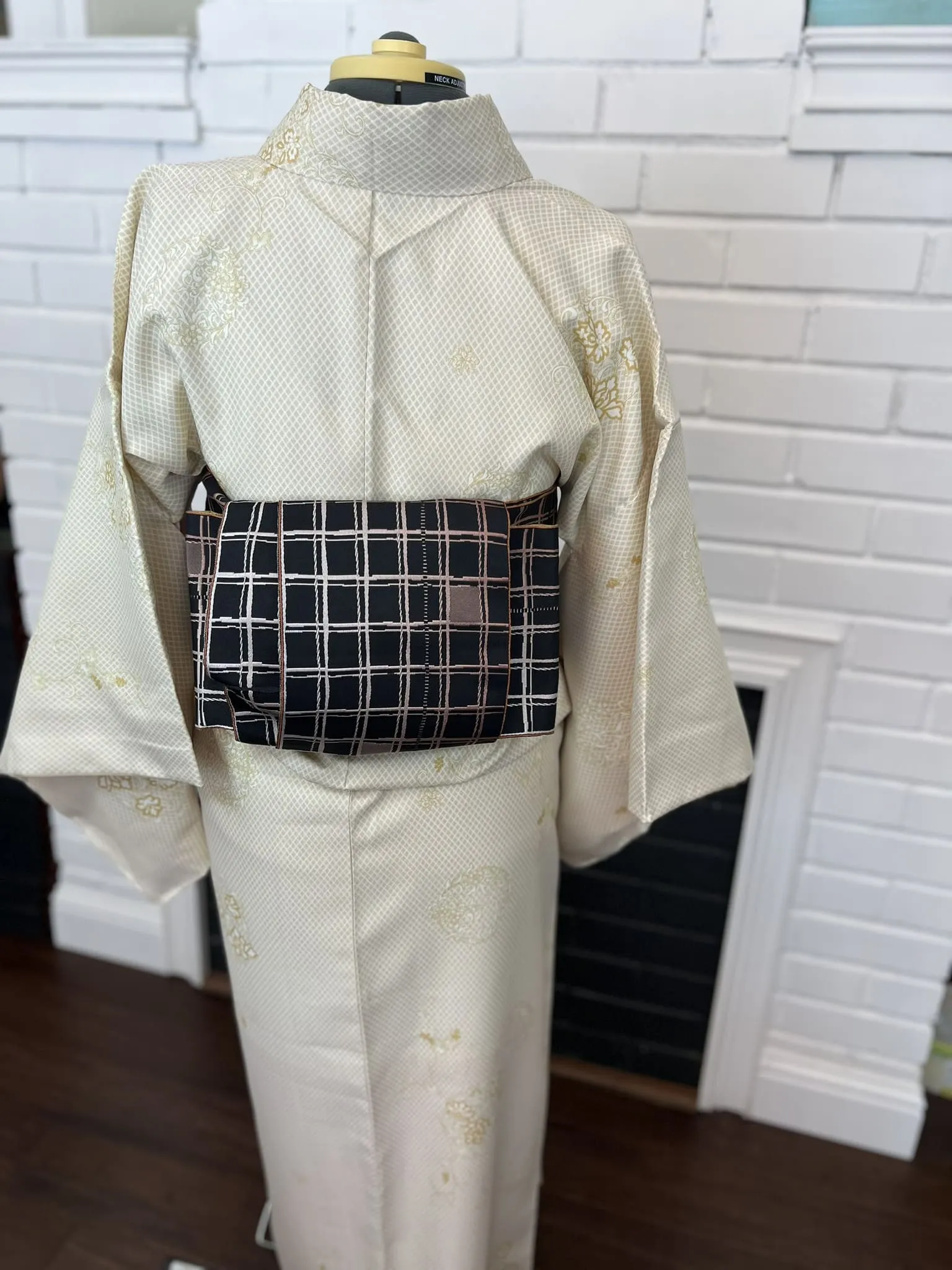 WASHABLE KIMONO and OBI 2 pc set, Lotus flower, Size: M / Japanese Traditional Women's Kimono and Han-haba Obi